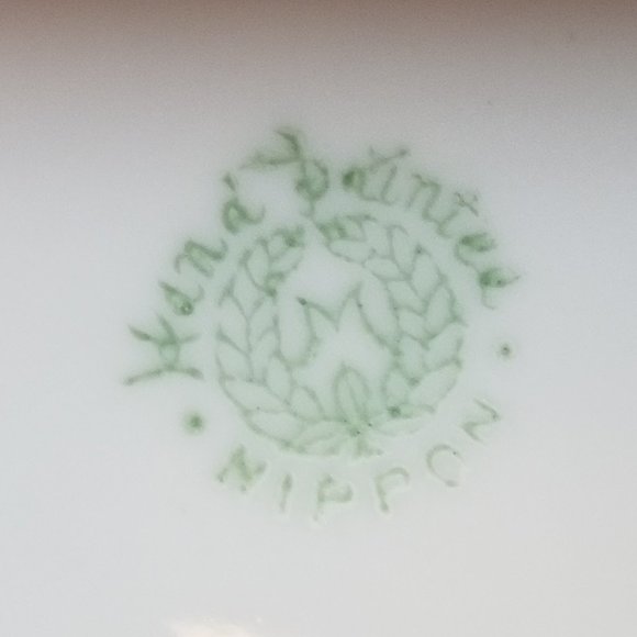 Nippon Hand Painted Dish Gold Encrusted Flowers & Scrolls - Picture 6 of 6